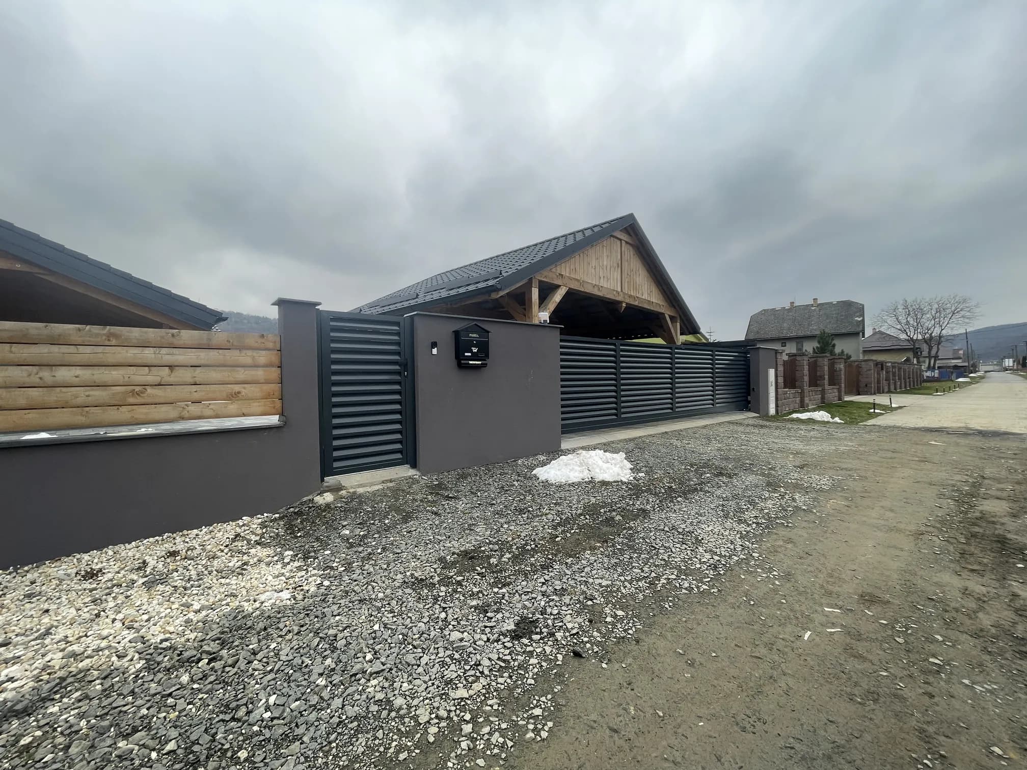 Ktorý plot je môj a ktorý susedov? Práva, povinnosti a tipy