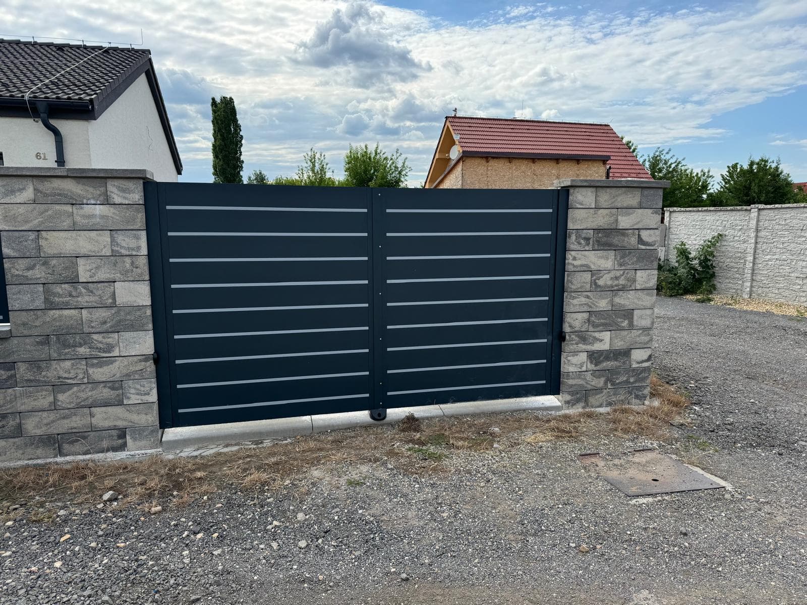 Dvojkrídlová brána